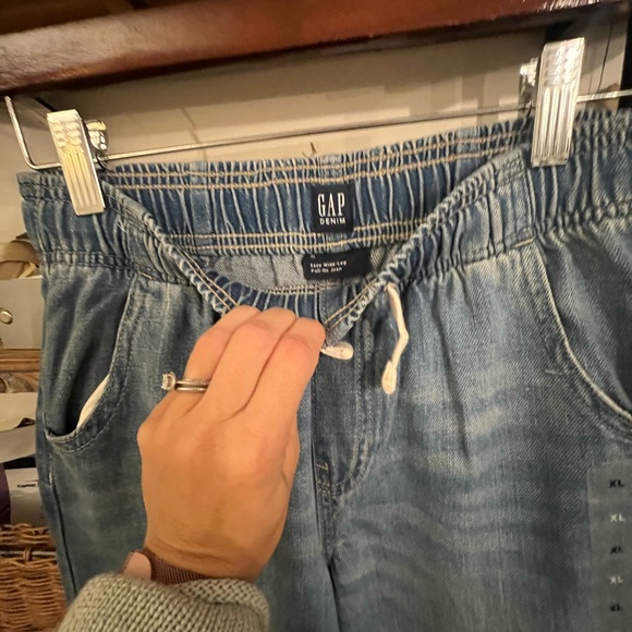 Girls Gap wide leg jeans - new with tags - Picture 4 of 4